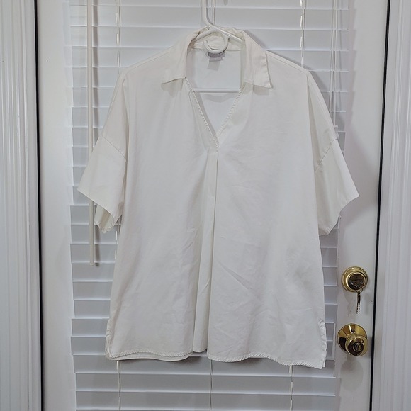 Chicos Tops - Chicos White Popover VNeck Collared Short Sleeve Top Women XL Modern Minimalist